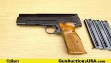 S&W 41 .22 LR TARGET Pistol. Very Good. 5.5" Barrel. Shiny Bore, Tight Action Semi Auto Features a C