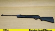 Daisy POWERLINE MODEL 1000 4.5MM/.177 AIR RIFLE. Very Good. 18" Barrel. Break Action Features Black