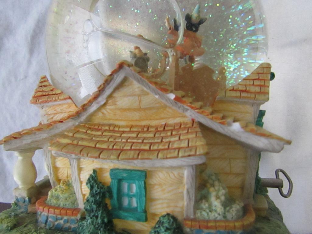 Disney Mickey Mouse Dreaming Musical Snow Globe. Tune "When You Wish Upon A Star".