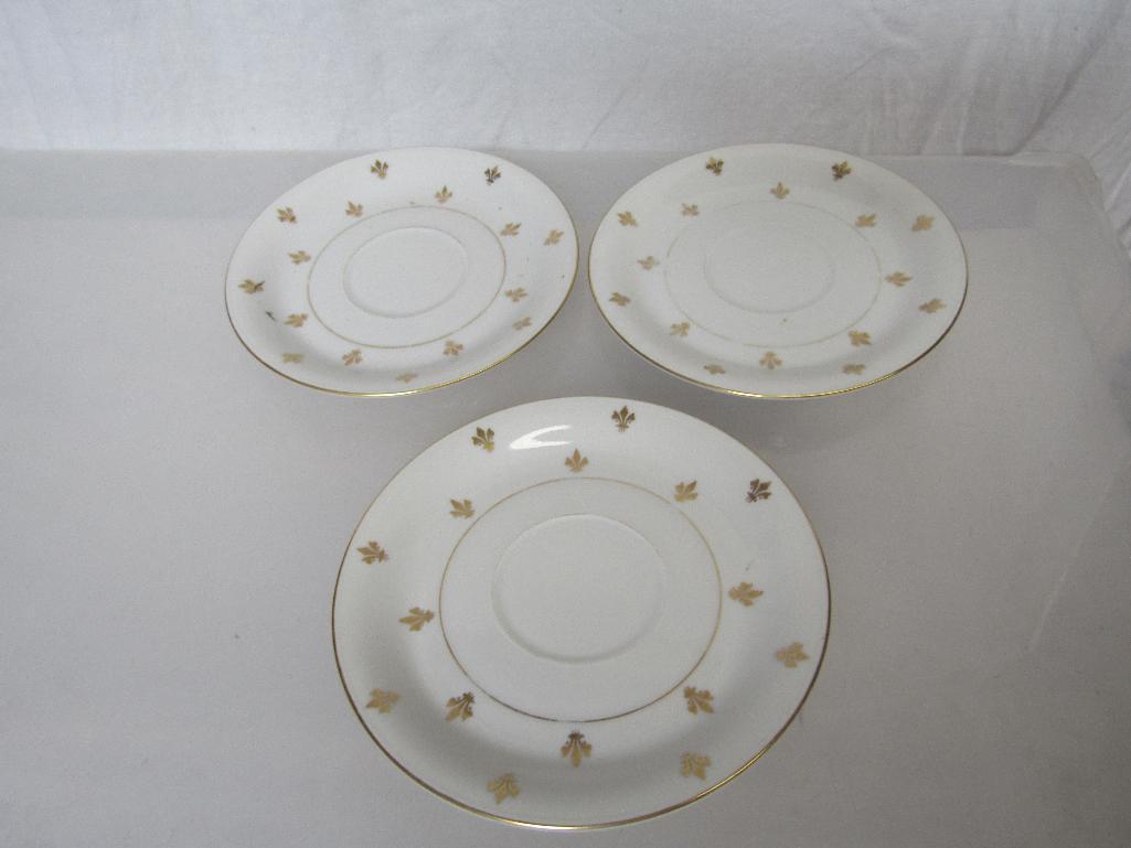 Eschenbach Bavaria-Germany Baronet Suzette China. Gilt Fleur De Lis Motif. Cups (4) Saucers (11).