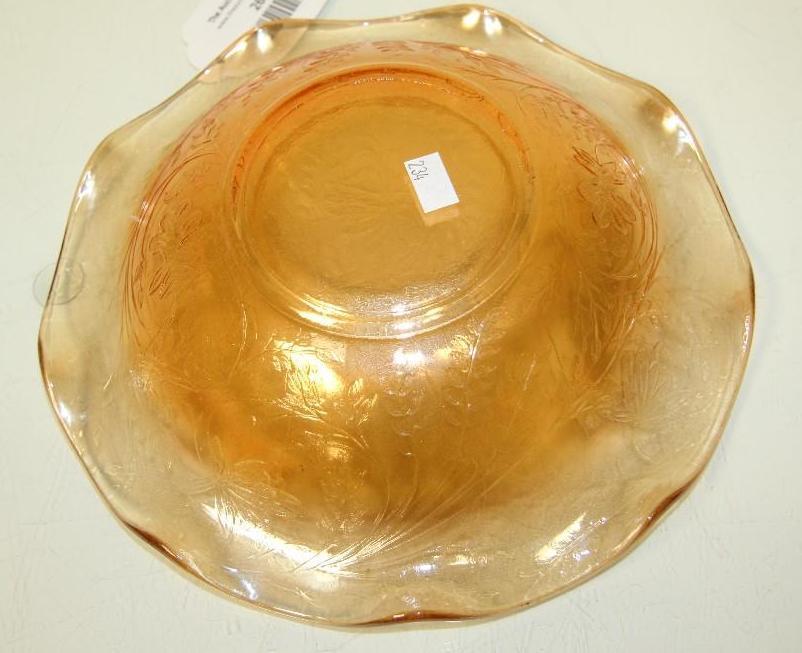 Vintage Carnival Glass Marigold Ruffle Rim Serving Bowl. Leaf/Vine/Floral Pattern. 2.5"H x 9.5".