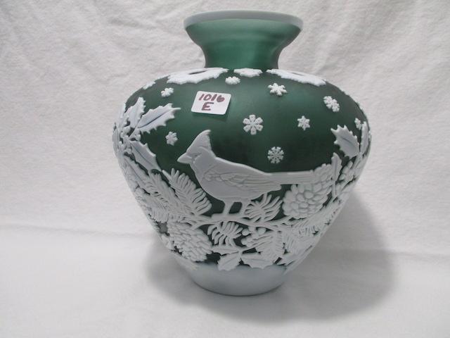 Chris Carpenter Pilgrim Glass 9" Cameo Vase "Winter Birds" 3 layer - 4 Shad