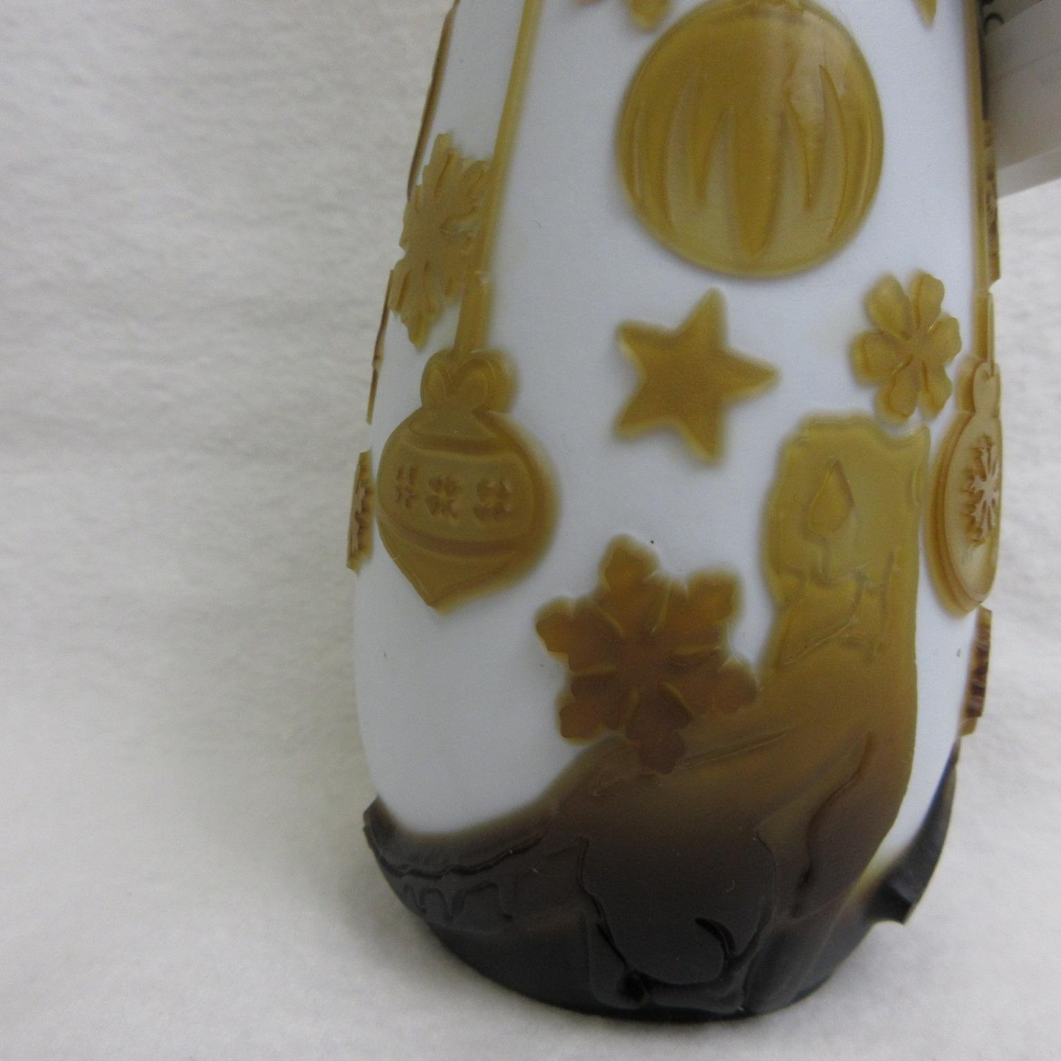 Chris Carpenter Cameo 8" bottle vase-"Tempting" topaz/white-2 layers/5 shad