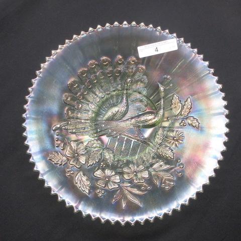 Nwood 9" ice green Peacocks plate w/ rib back