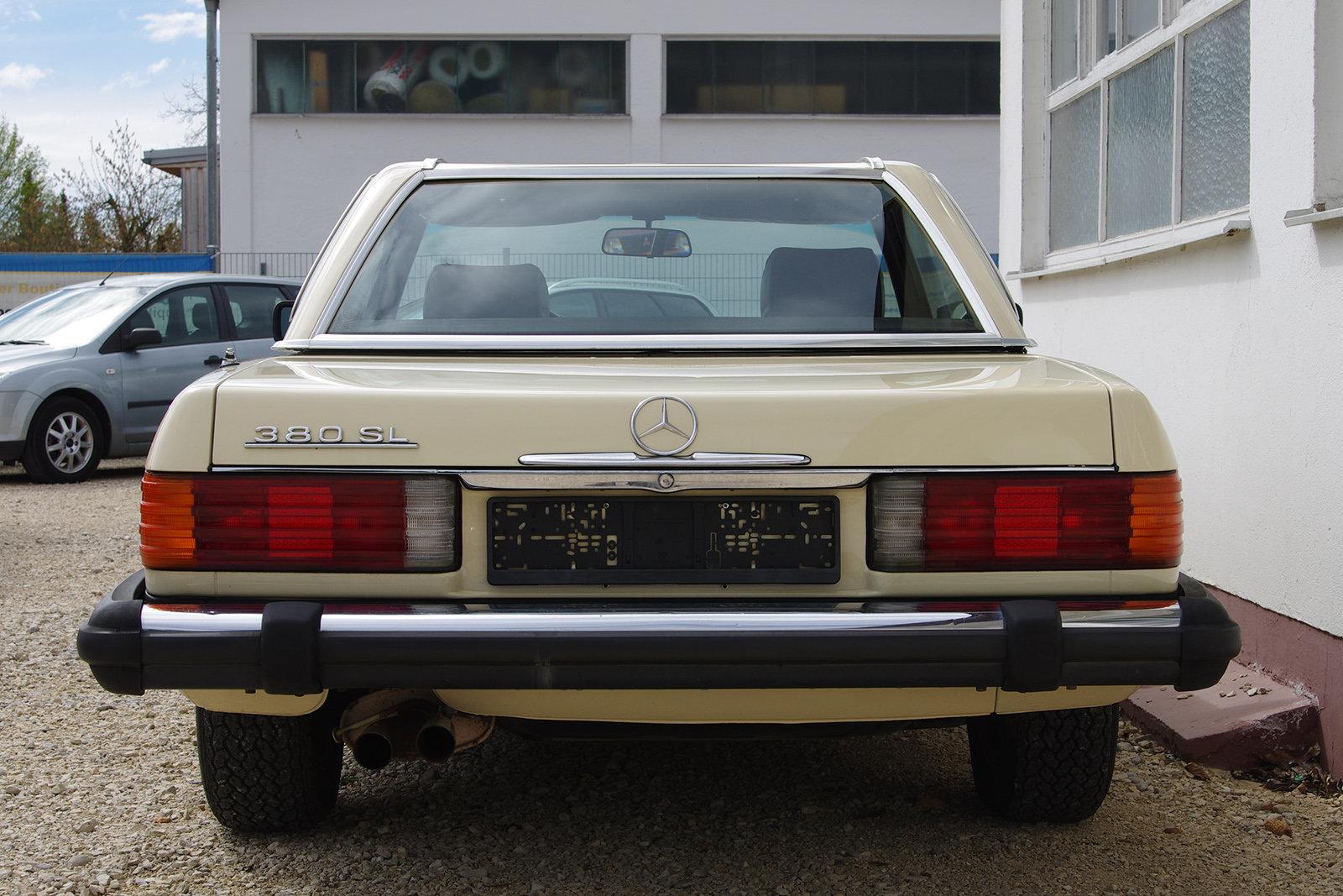 Mercedes-Benz 380 SL (R107) Roadster