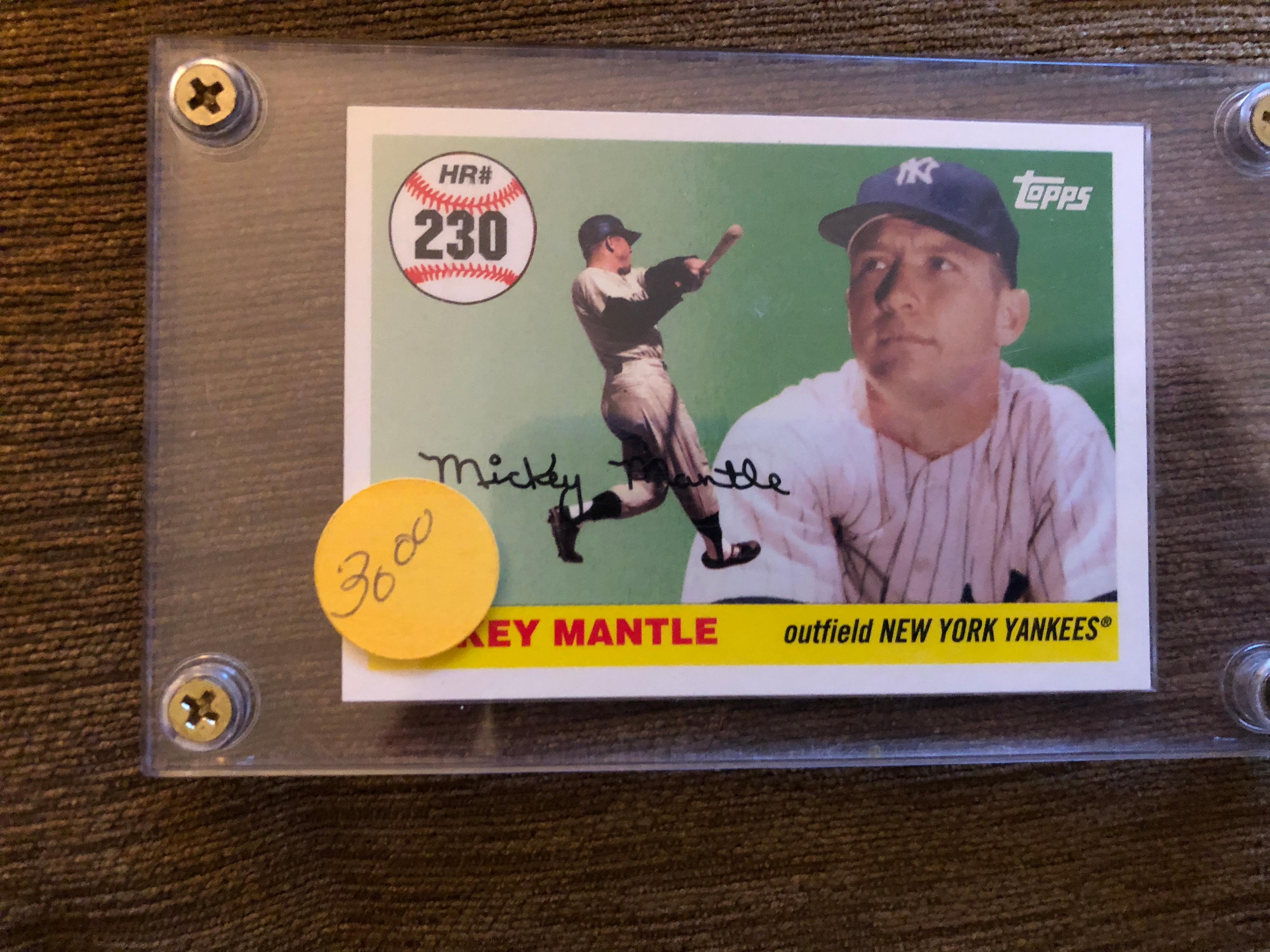 MICKEY MANTLE - OUTFIELD