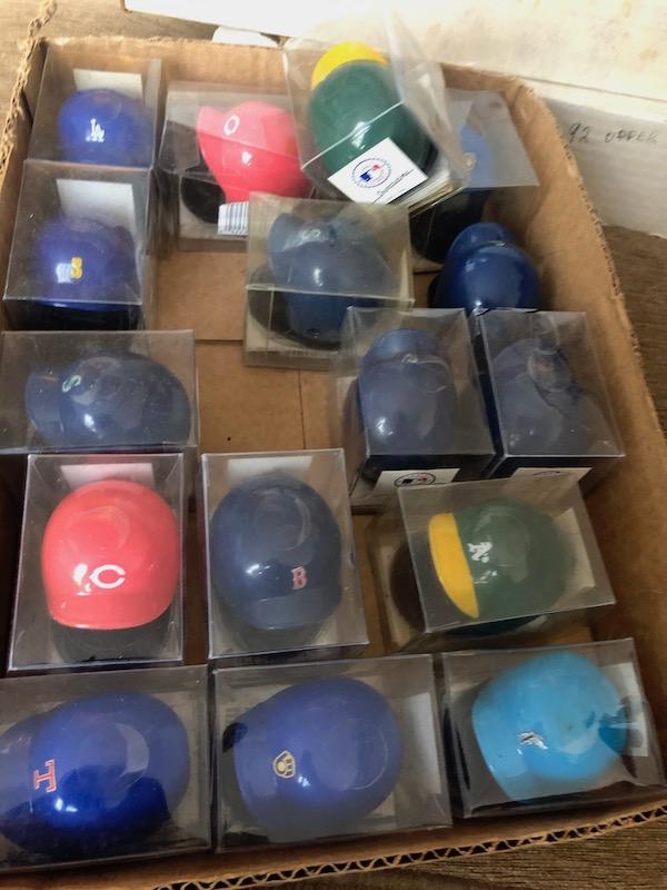 Lot of 16 MLB Team Helmet Sportstime Clocks; Nice Vintage lot