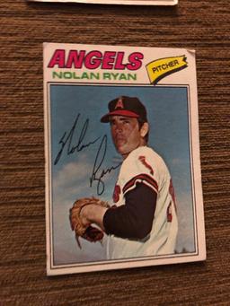 1977 Topps Nolan Ryan pitcher Angels #650