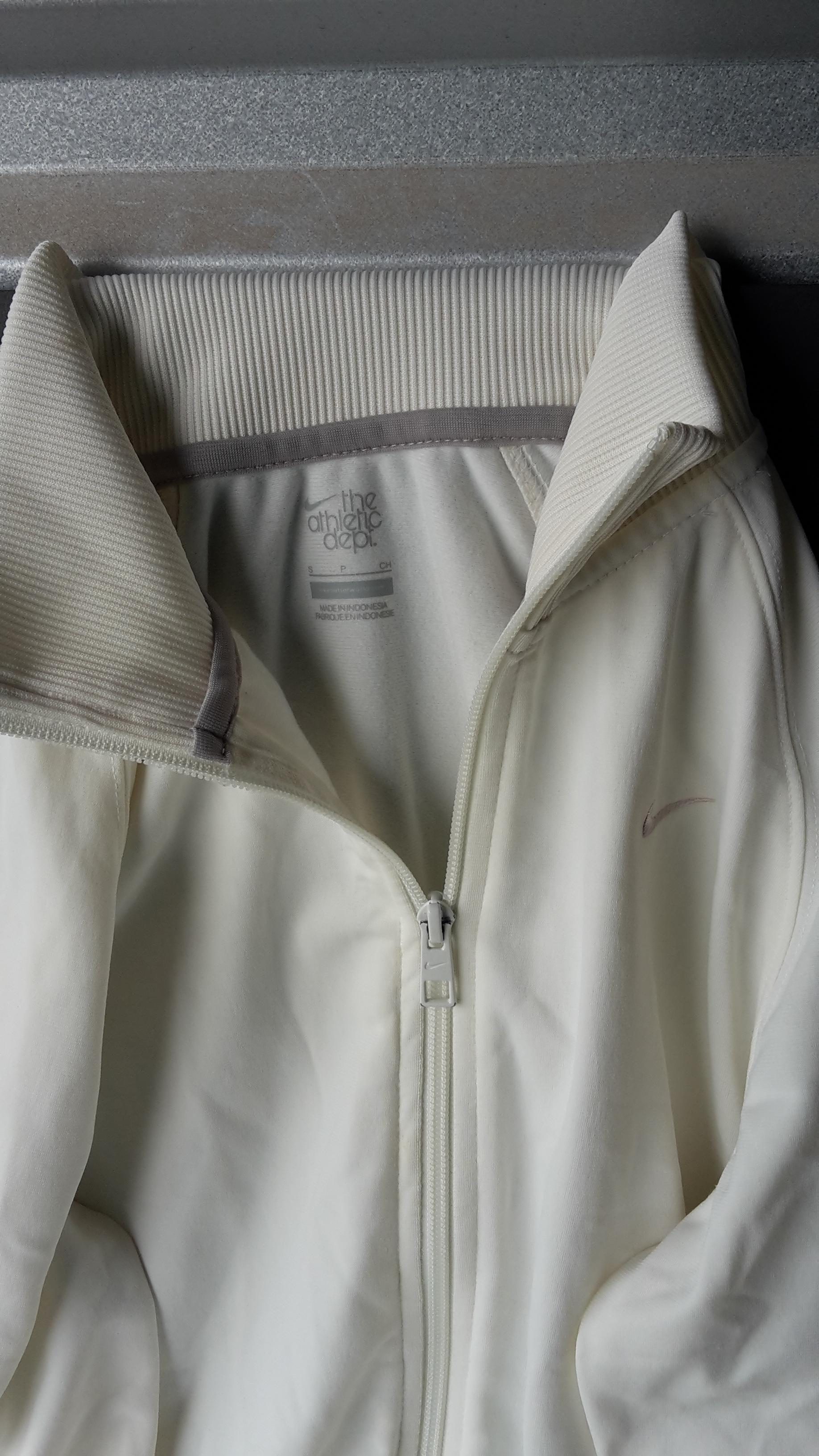 WHITE NIKE JACKET