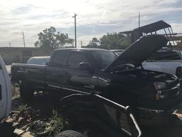 2004 Chevrolet Silverado 2500HD Extended Cab Pickup