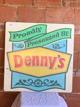 Denny's Sign