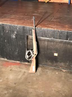 Shooting game rifle