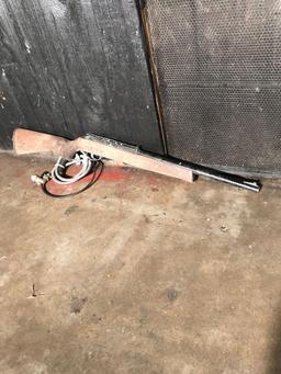 Shooting game rifle