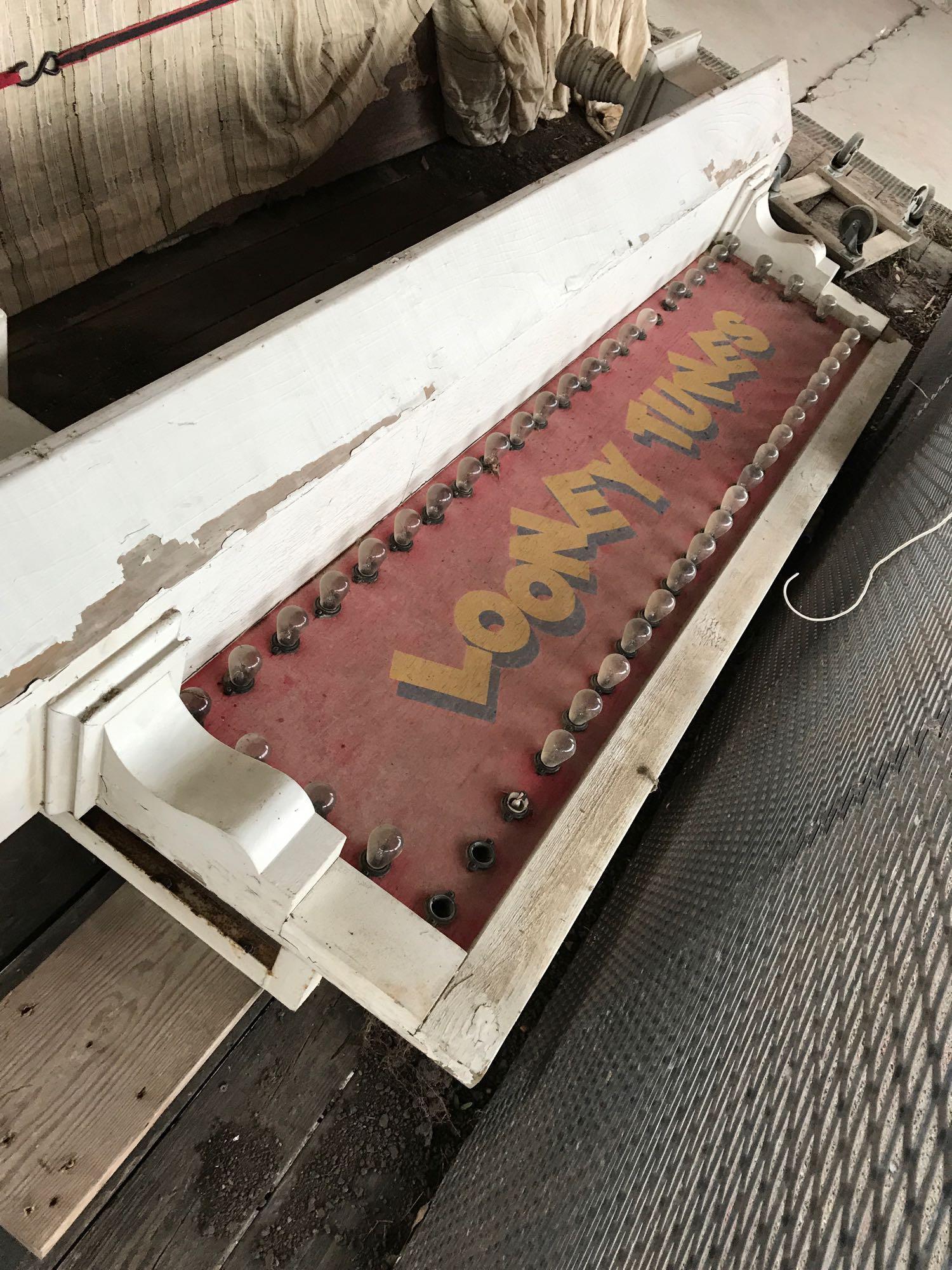 Working Looney Tunes Marquee AstroWorld Attraction Sign