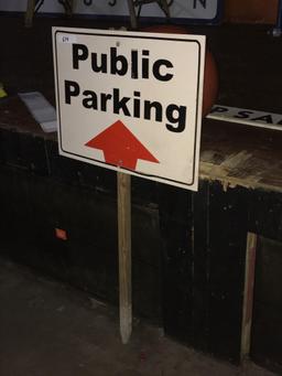 Public parking 2x4ft plastic sign