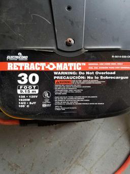 Retractomatic electricords