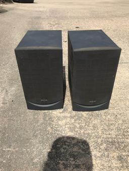 RCA stereo speaker set