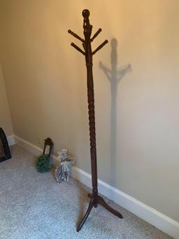 Solid wood hall tree