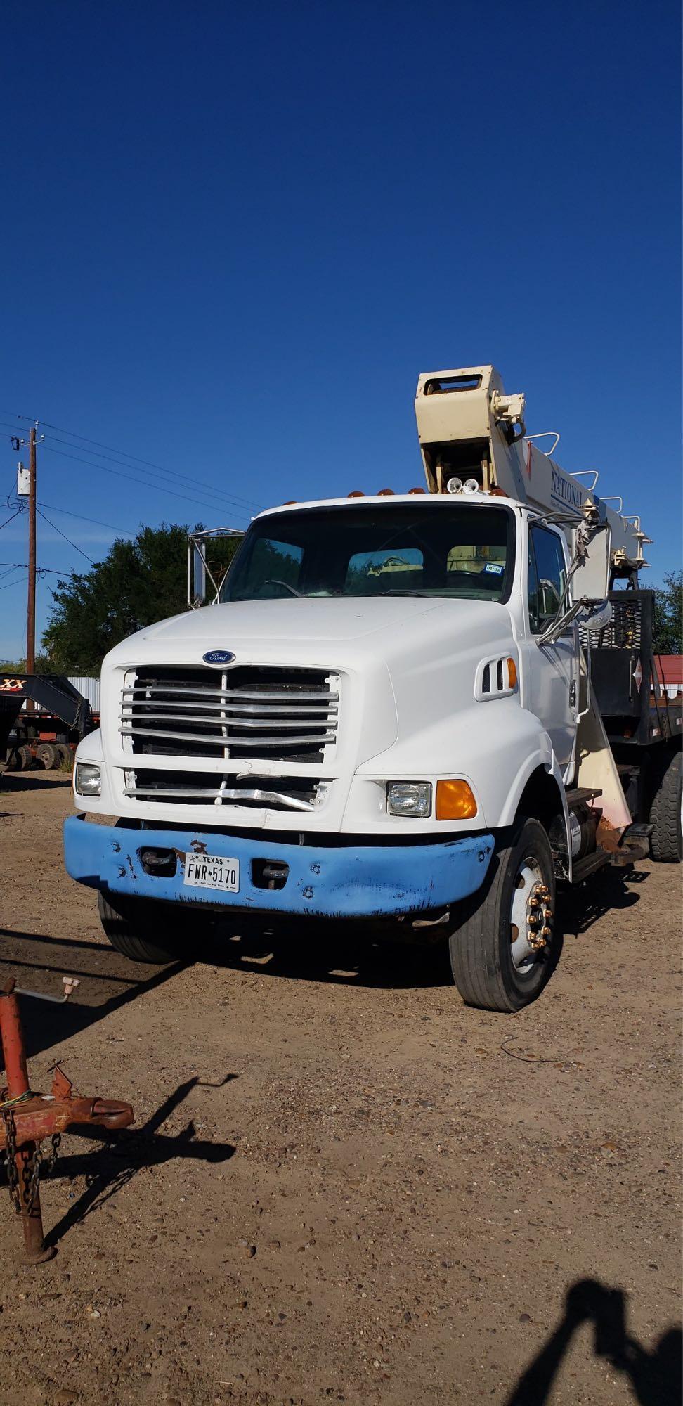 1998 Ford L8000 T/A Boom Truck