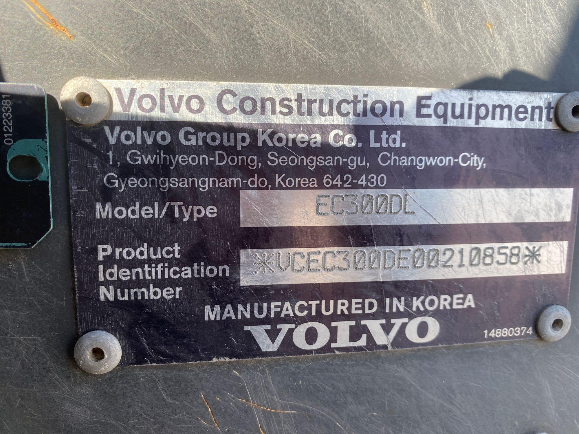 2013 Volvo EC300DL Hydraulic Excavator