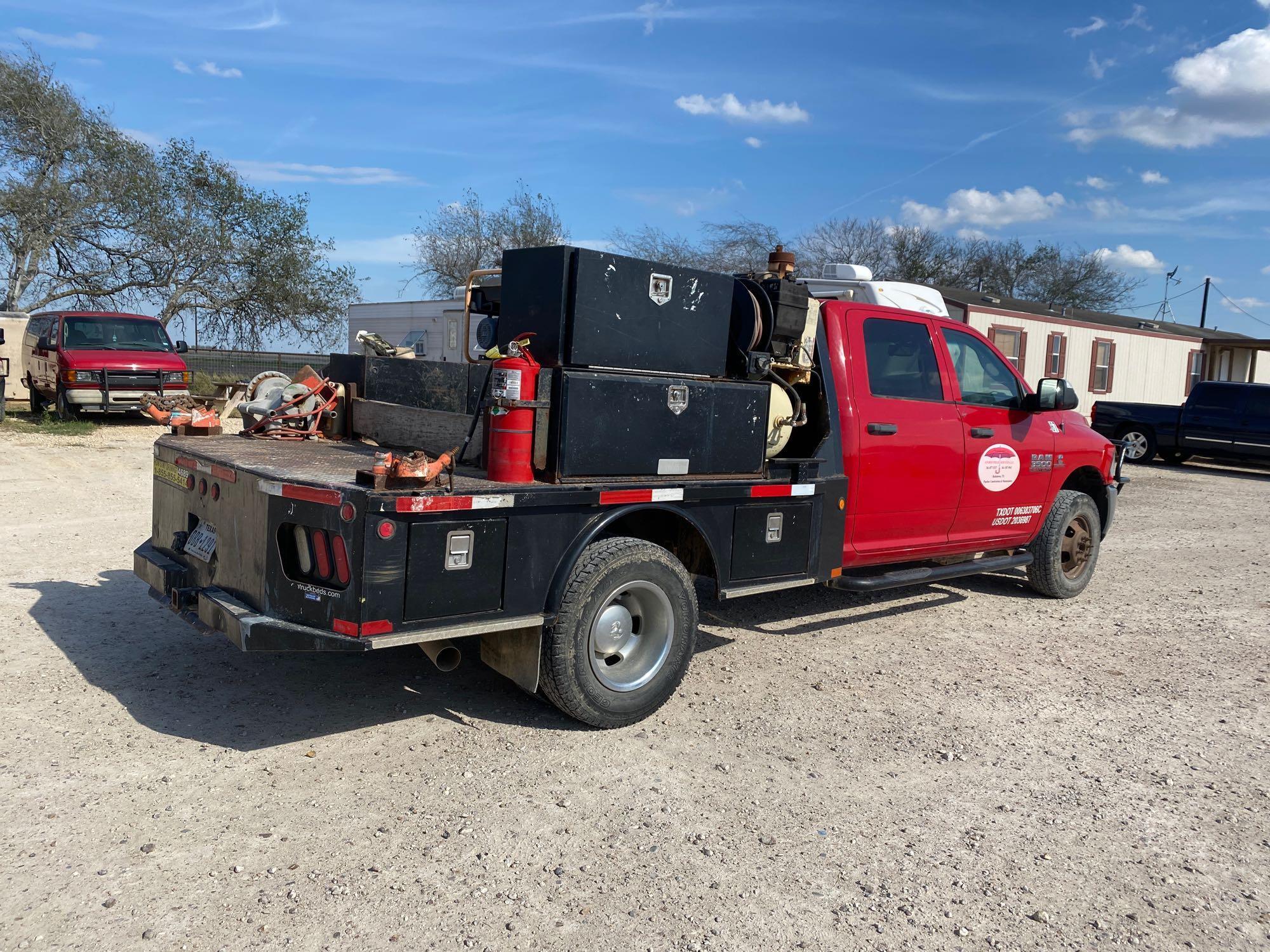 2014 Dodge Ram 3500 Crew Cab Flatbed Truck