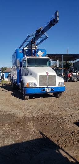 2005 Kenworth T300 S/A Quick Rig Truck