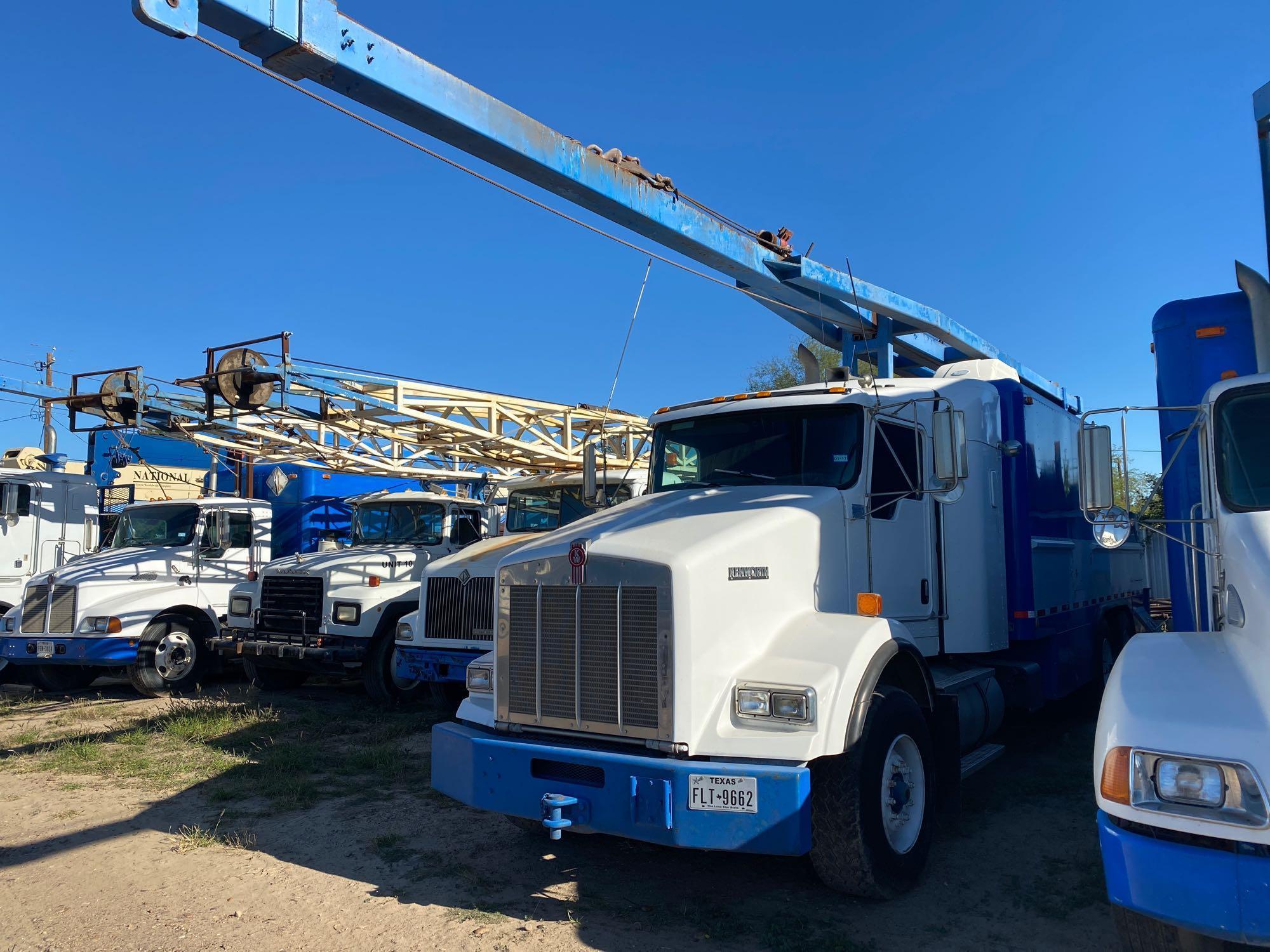 2004 Kenworth T800 T/A Quick Rig Truck