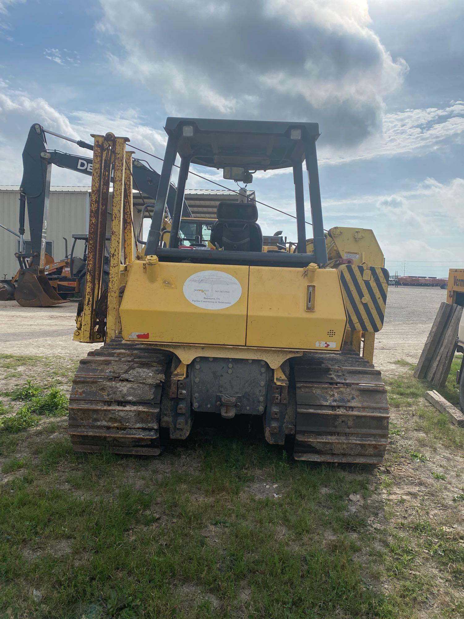 2007 New Holland D95 Crawler Tractor with Midwestern M520C Side Boom - This lot only subject to