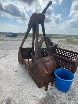 Crane Grapple Bucket