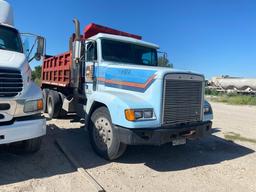 Freightliner T/A Dump Truck