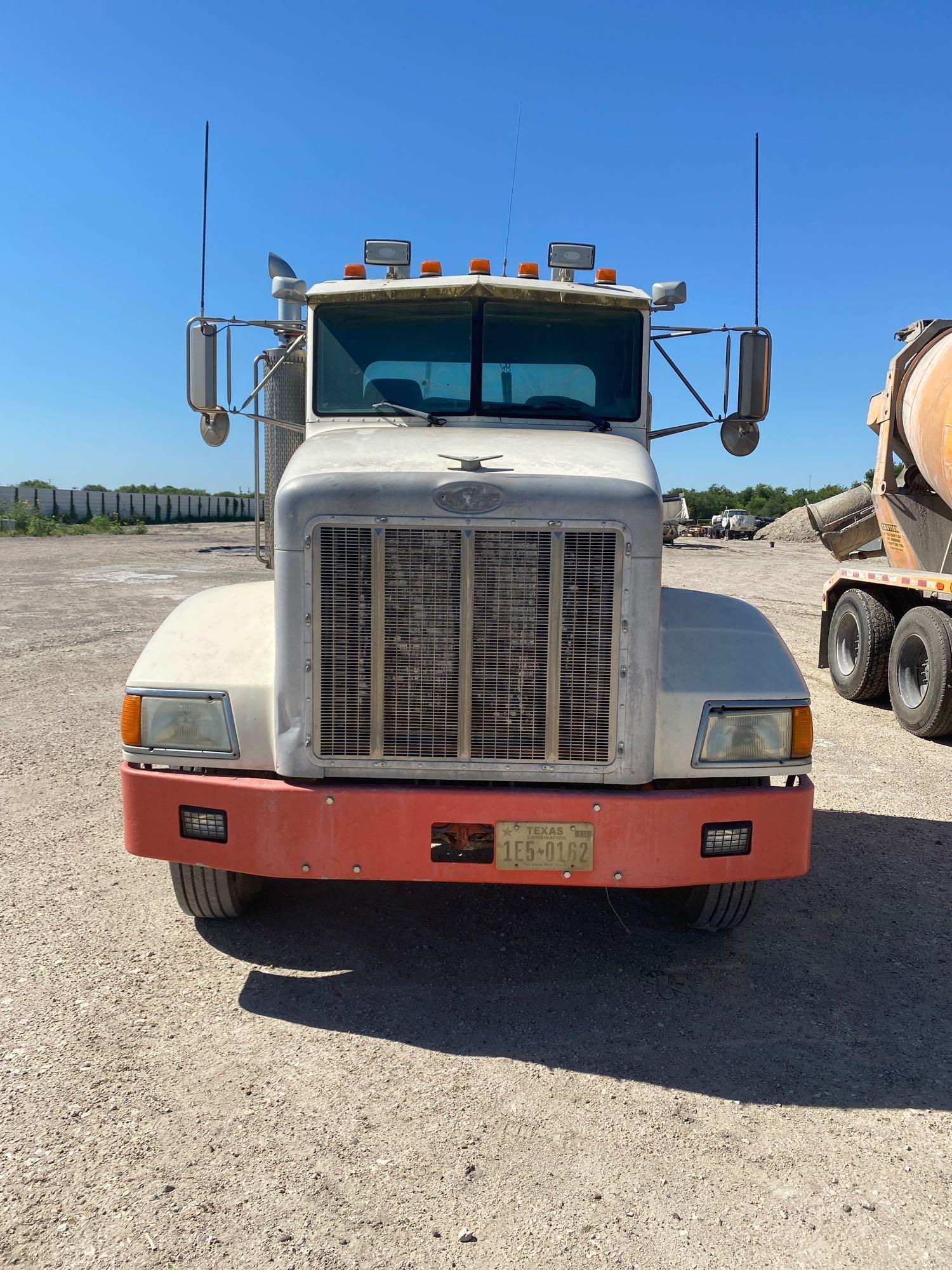 1998 Peterbilt 385 T/A Day Cab Truck Tractor