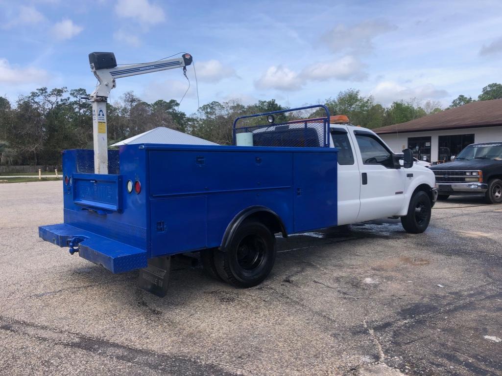 2004 Ford F350 Extended Cab Mechanics Truck