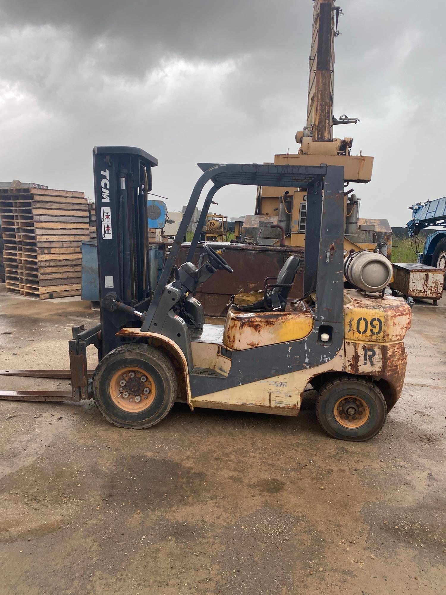 TCM F330TCH 5000 LB Warehouse Forklift