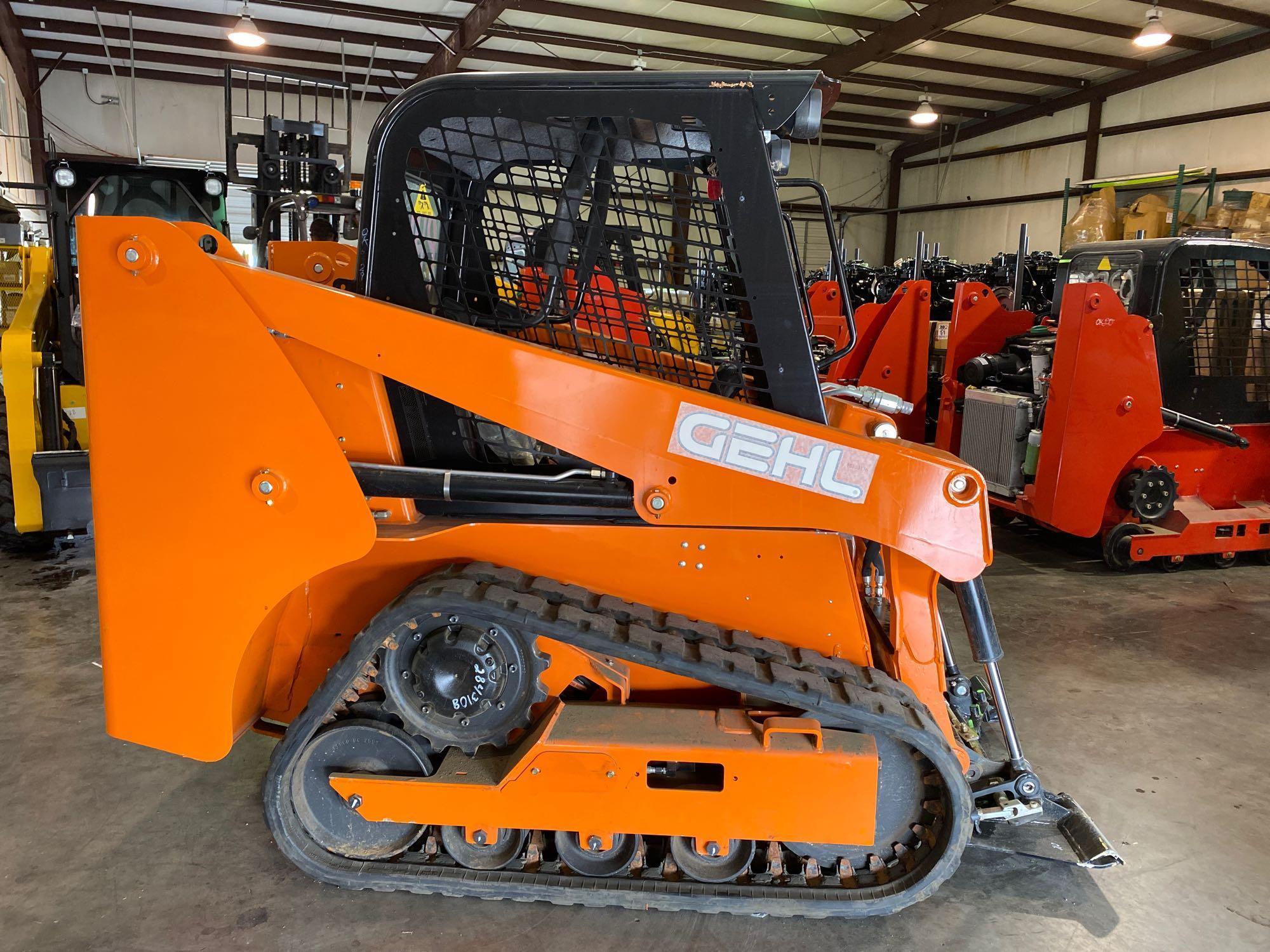 2019 Gehl RT135 Compact Track Loader
