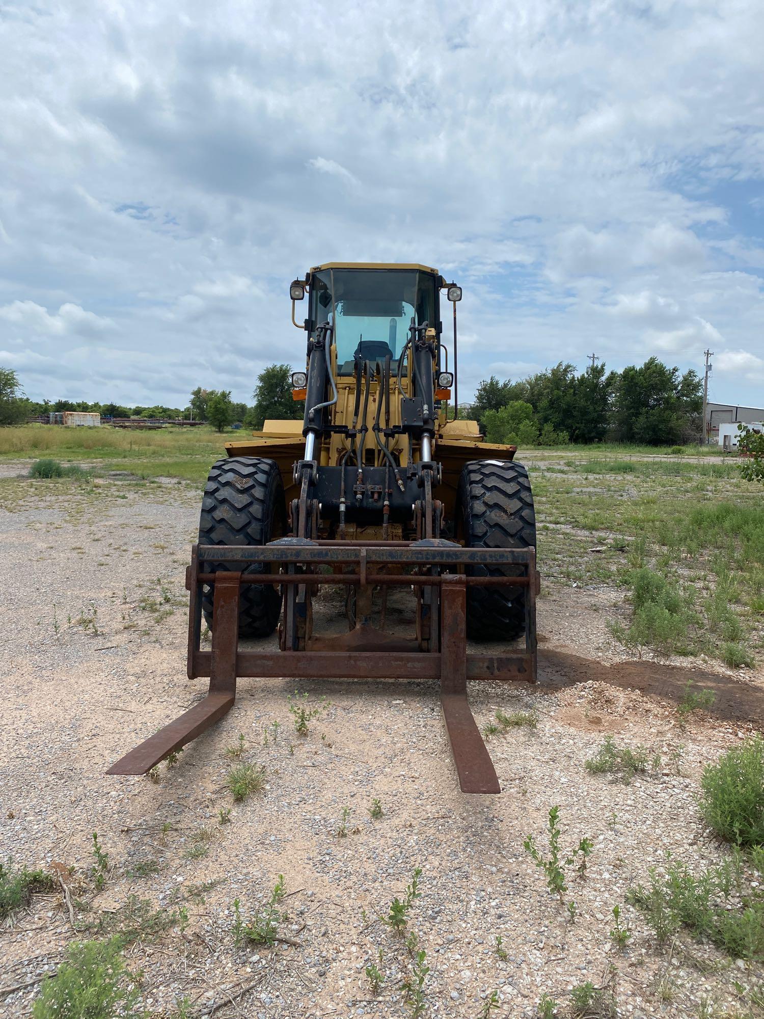 1995 Caterpillar IT38F Integrated Toolcarrier