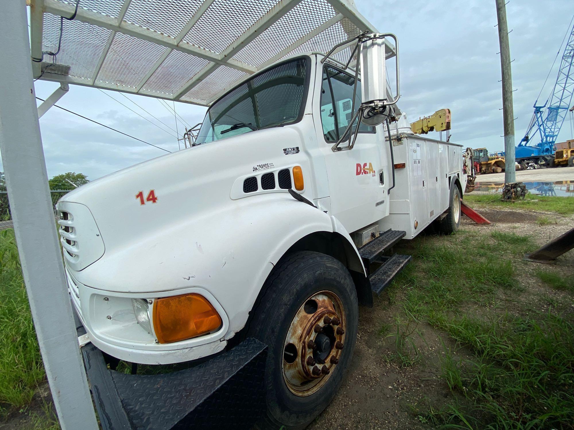 2001 Sterling M7500 Actera Bucket Truck