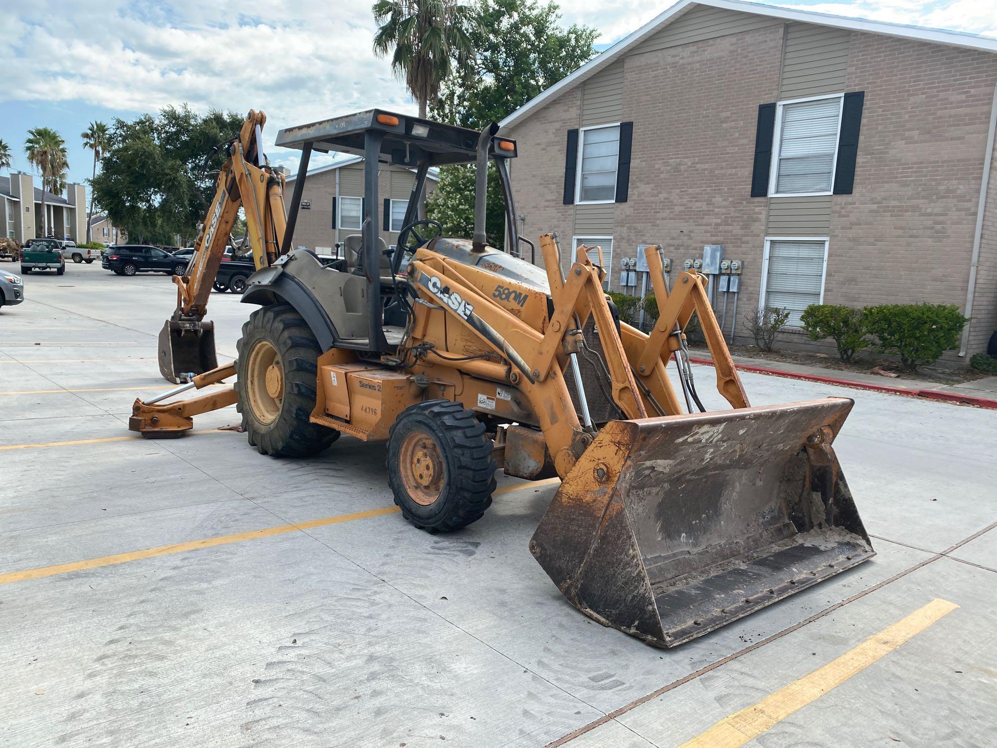 Case 580M 4x4 Loader Backhoe