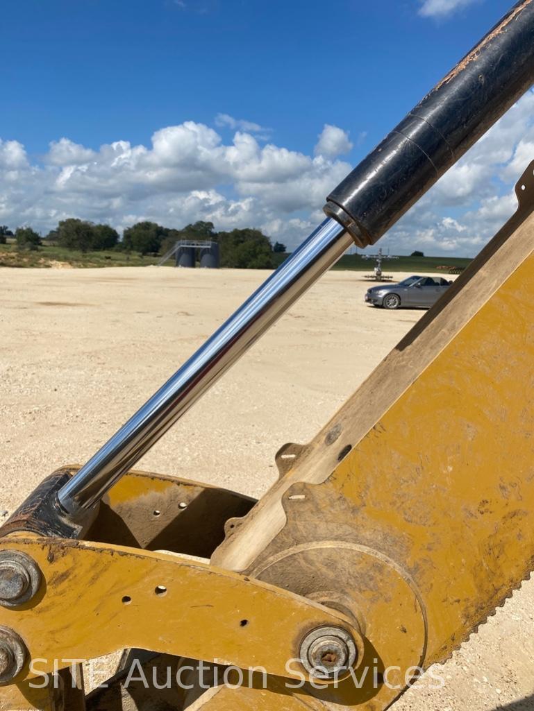 2017 Cat 420F2 IT 4x4 Backhoe Loader