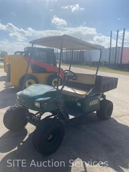 E-Z-GO Golf Cart