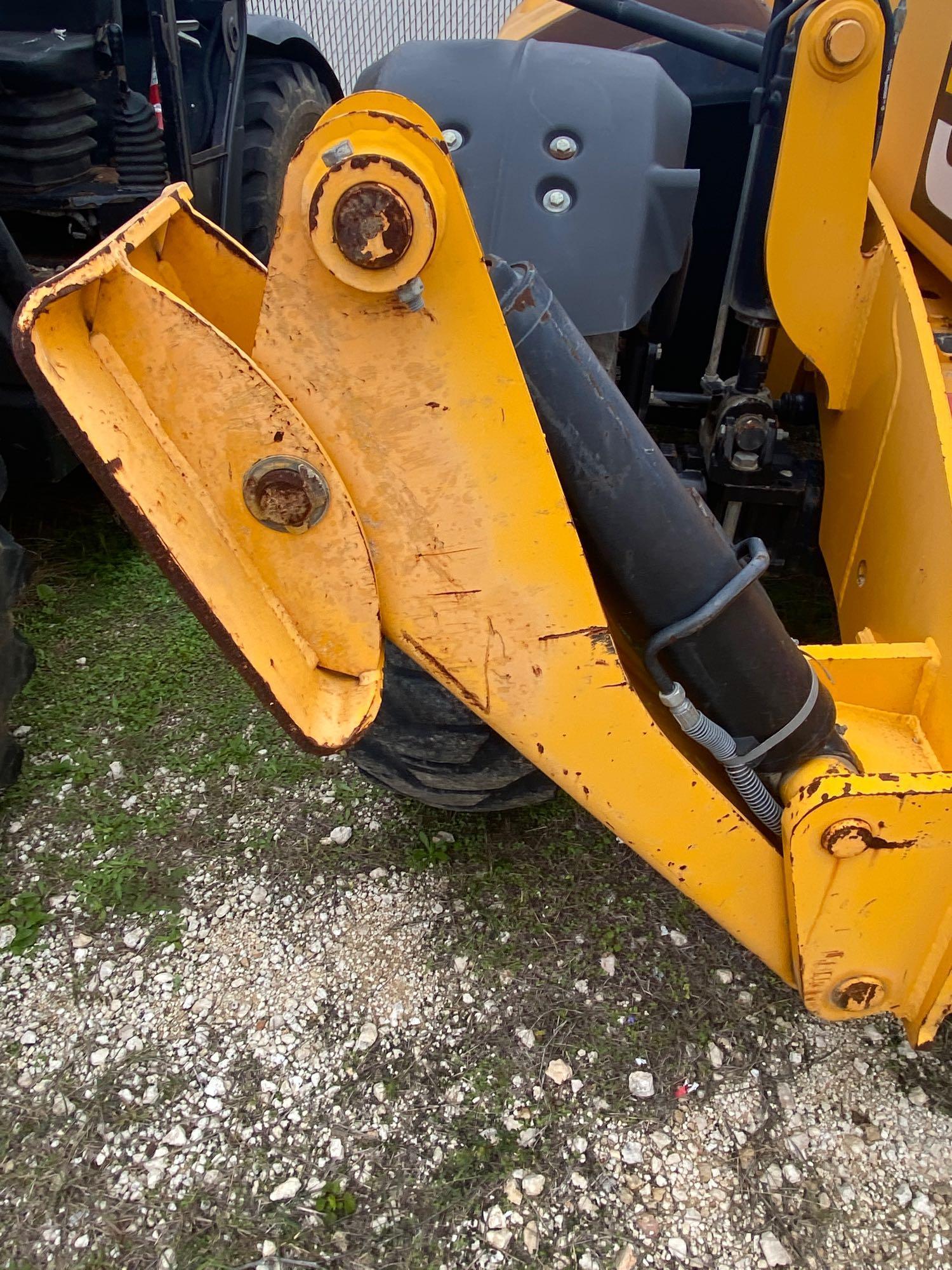 2015 JCB 535-140 Telehandler 4x4x4