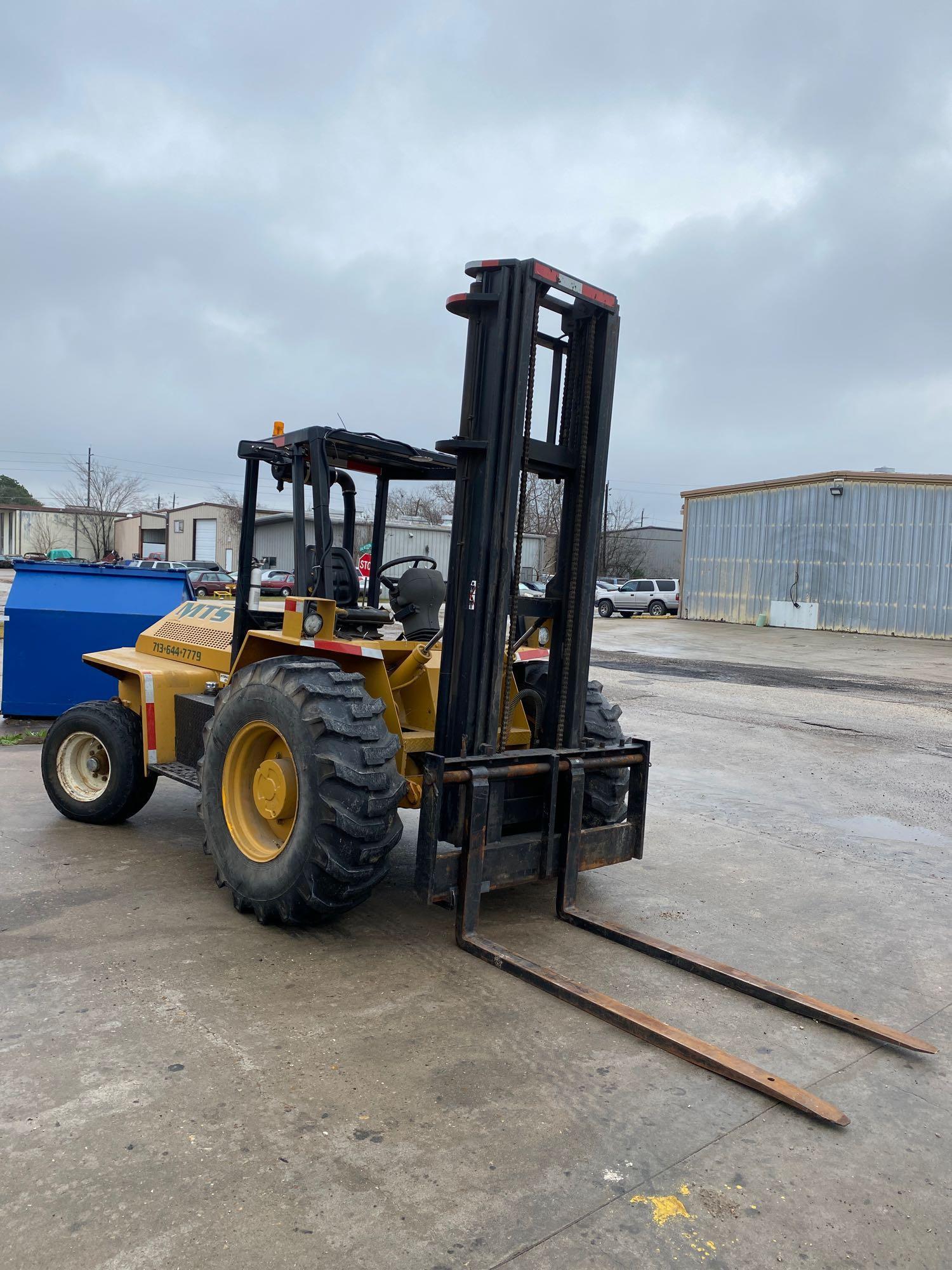 2004 LiftKing LK6M22 Rough Terrain Forklift