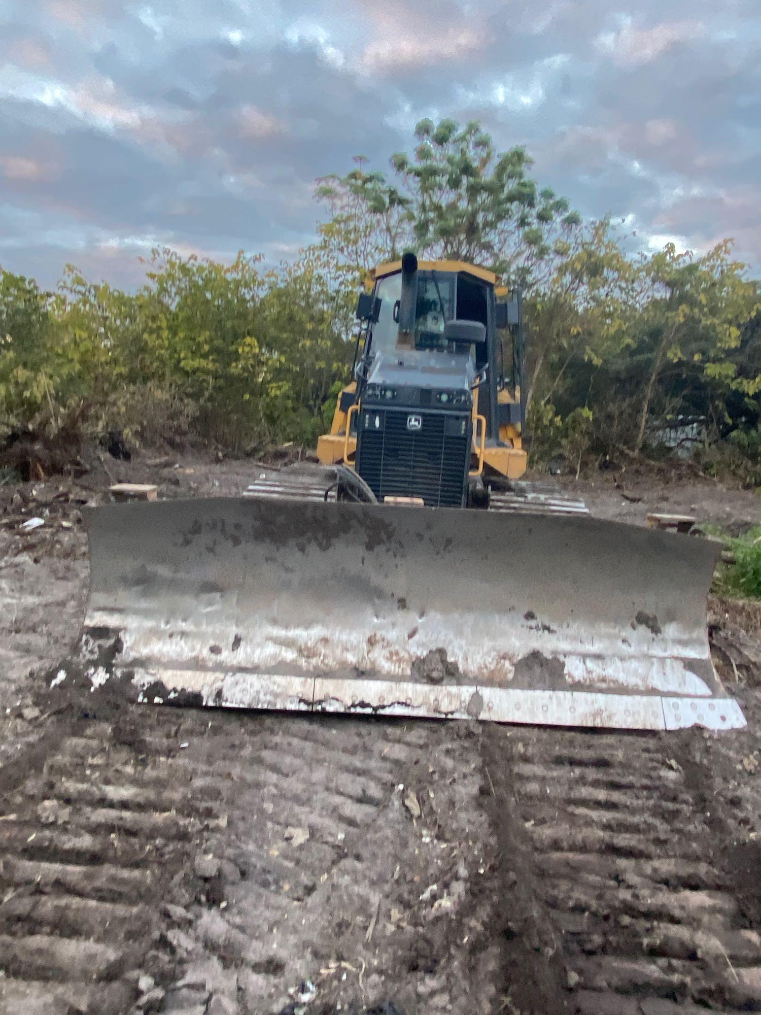 2015 John Deere 750K LGP Crawler