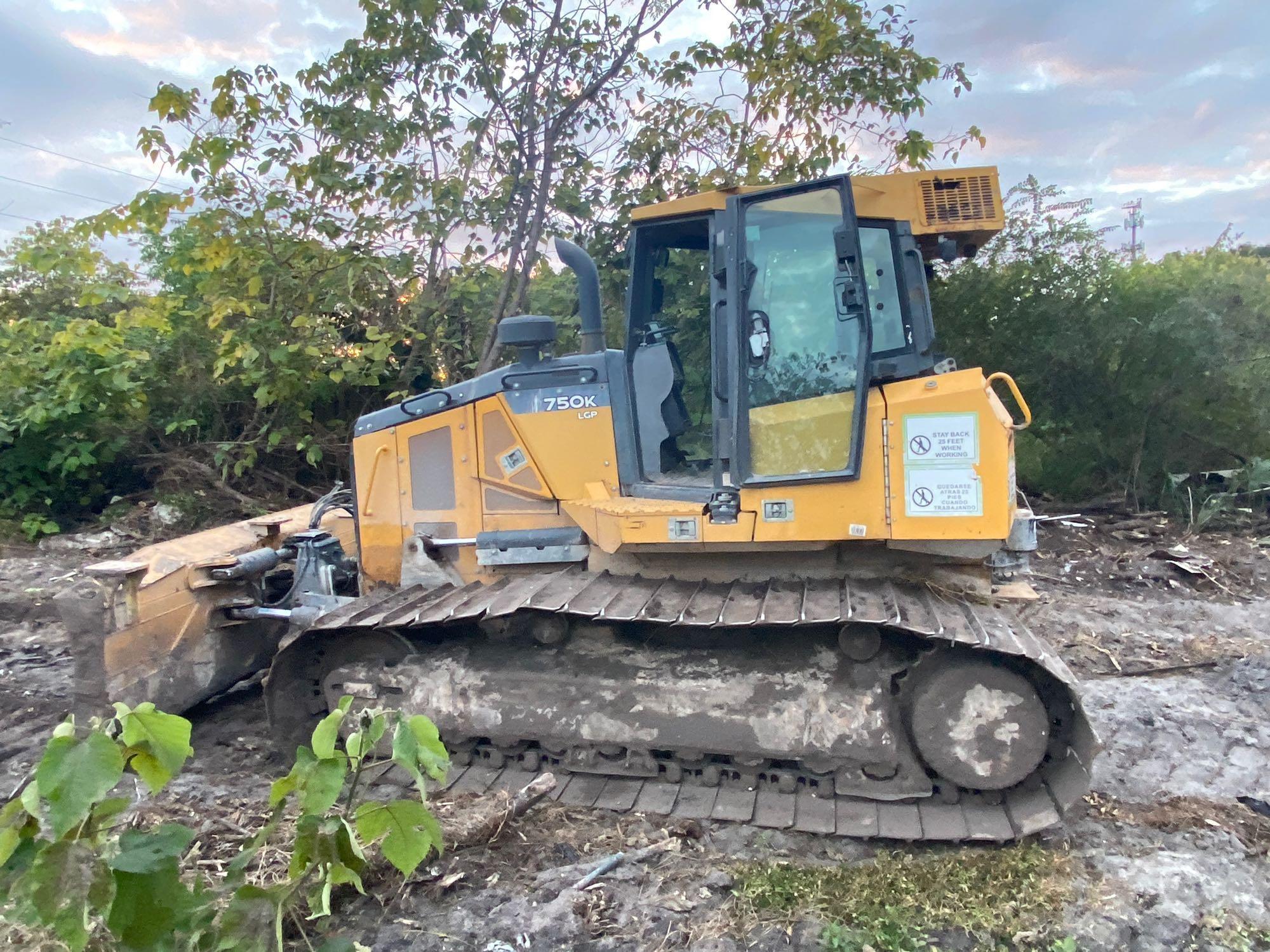 2015 Deere 750K LGP Crawler Dozer