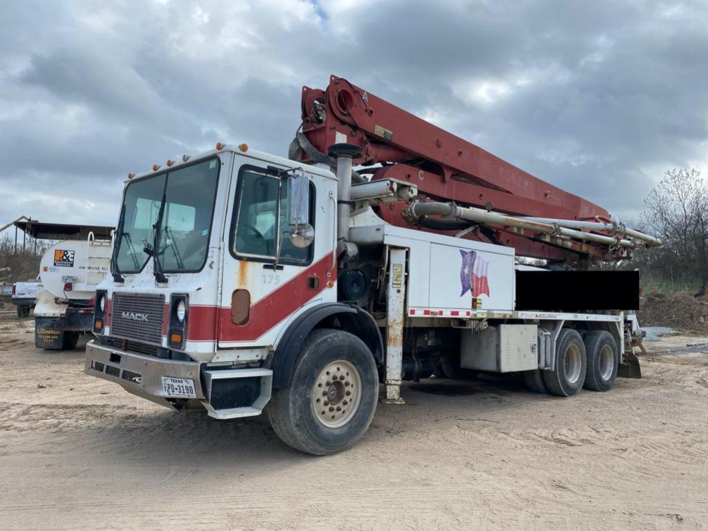 2006 Mack COE T/A Putzmeister Concrete Pump Truck