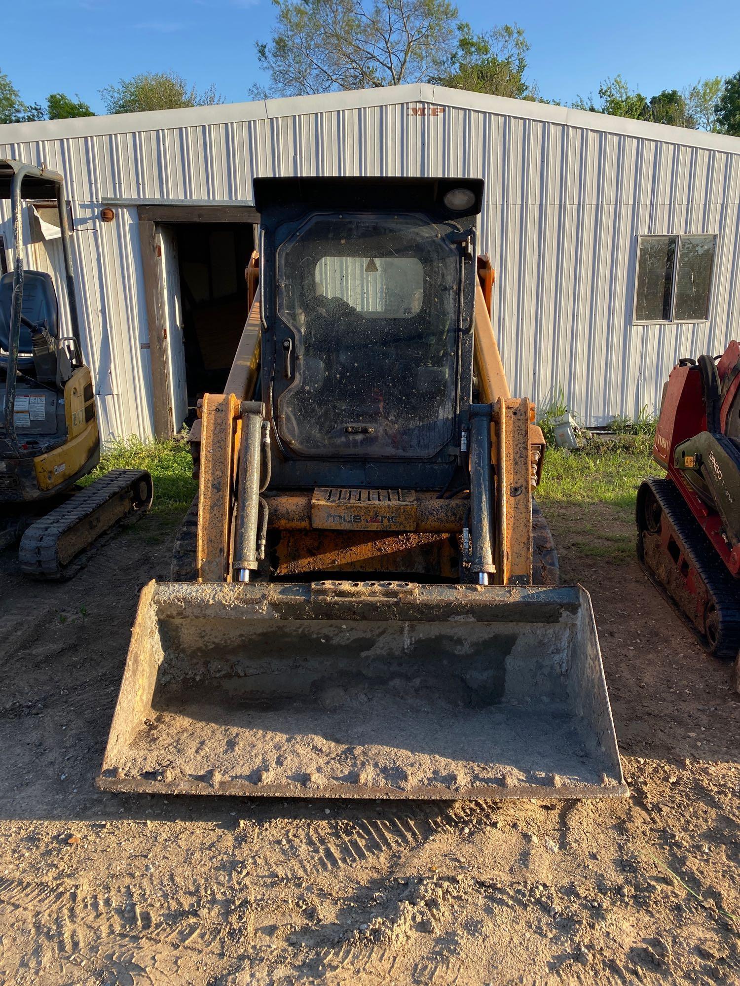 Mustang 2500RT Compact Track Loader