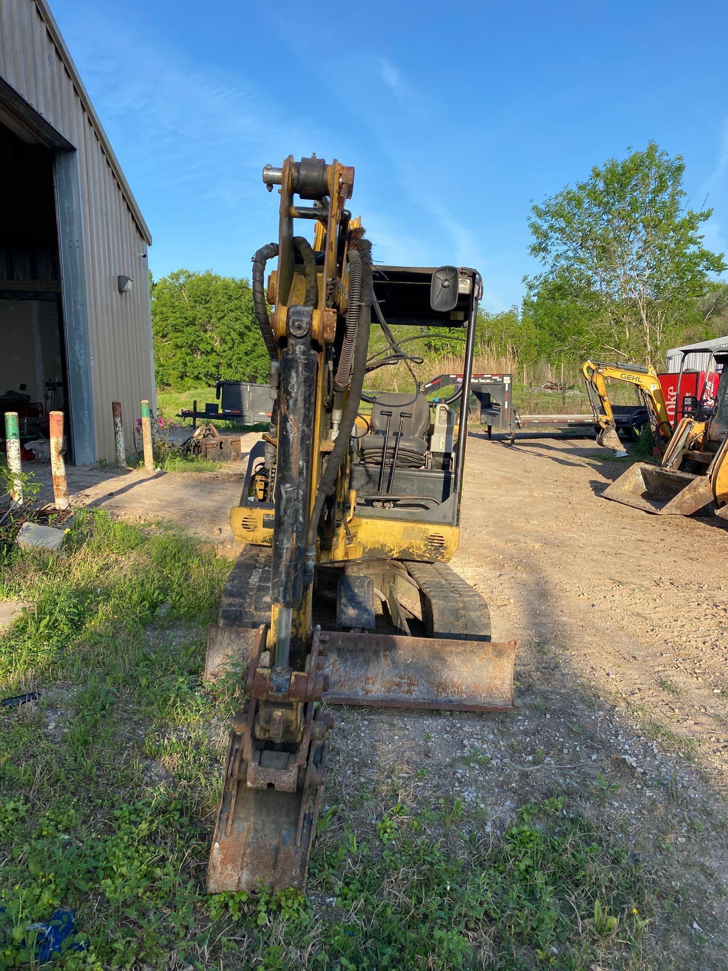 2007 Caterpillar 302.5C Excavator