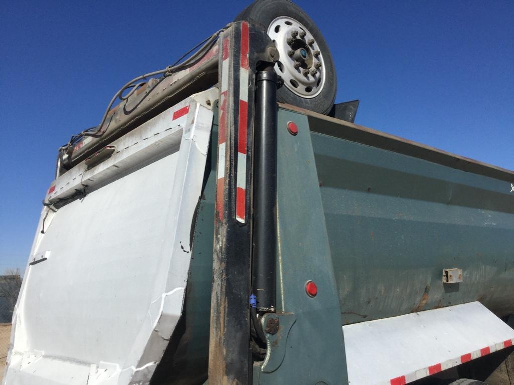 2004 Peterbilt 357 Tri/A Dump Truck