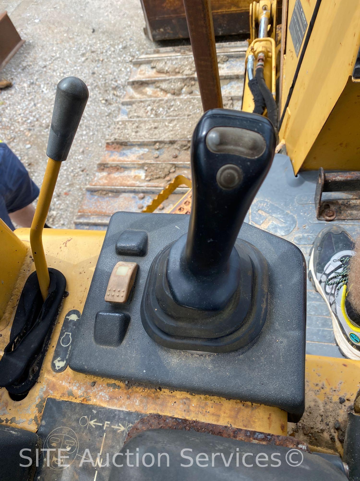 2004 Caterpillar D3G LGP Crawler Dozer