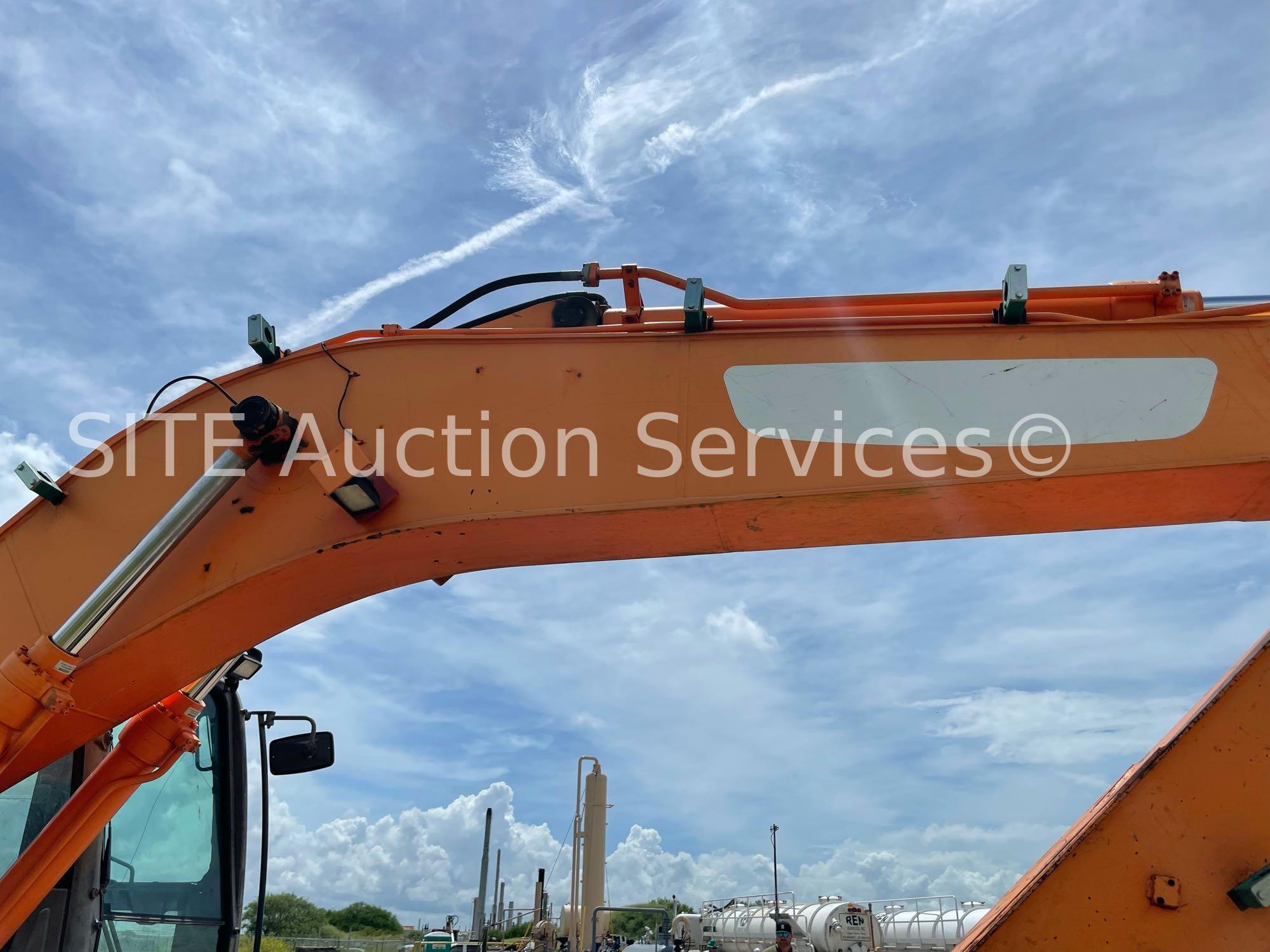 2014 Doosan DX225LC Hydraulic Excavator