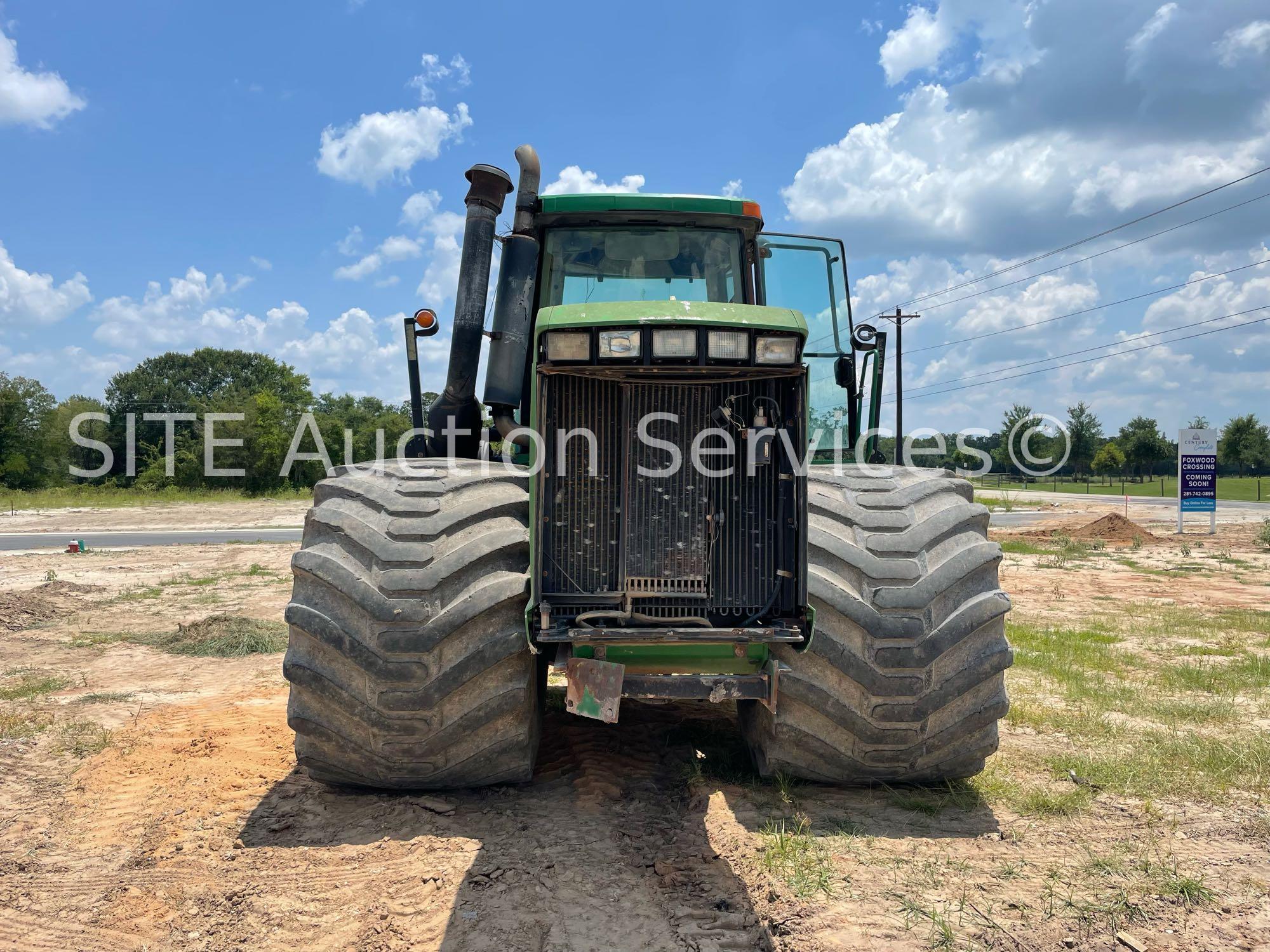 John Deere 9300 4WD Articulating MFWD Tractor